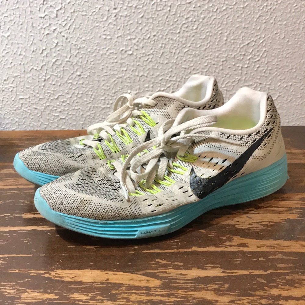 Nike Lunartempo running shoes